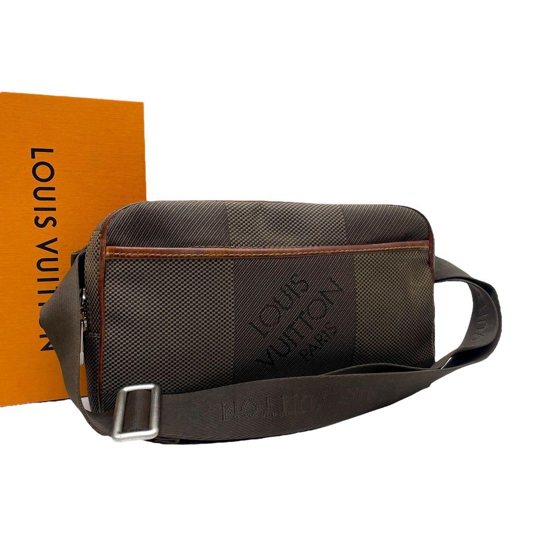 ルイヴィトン ダミエ ジェアン アクロバット ウエスト ボディ バッグ.