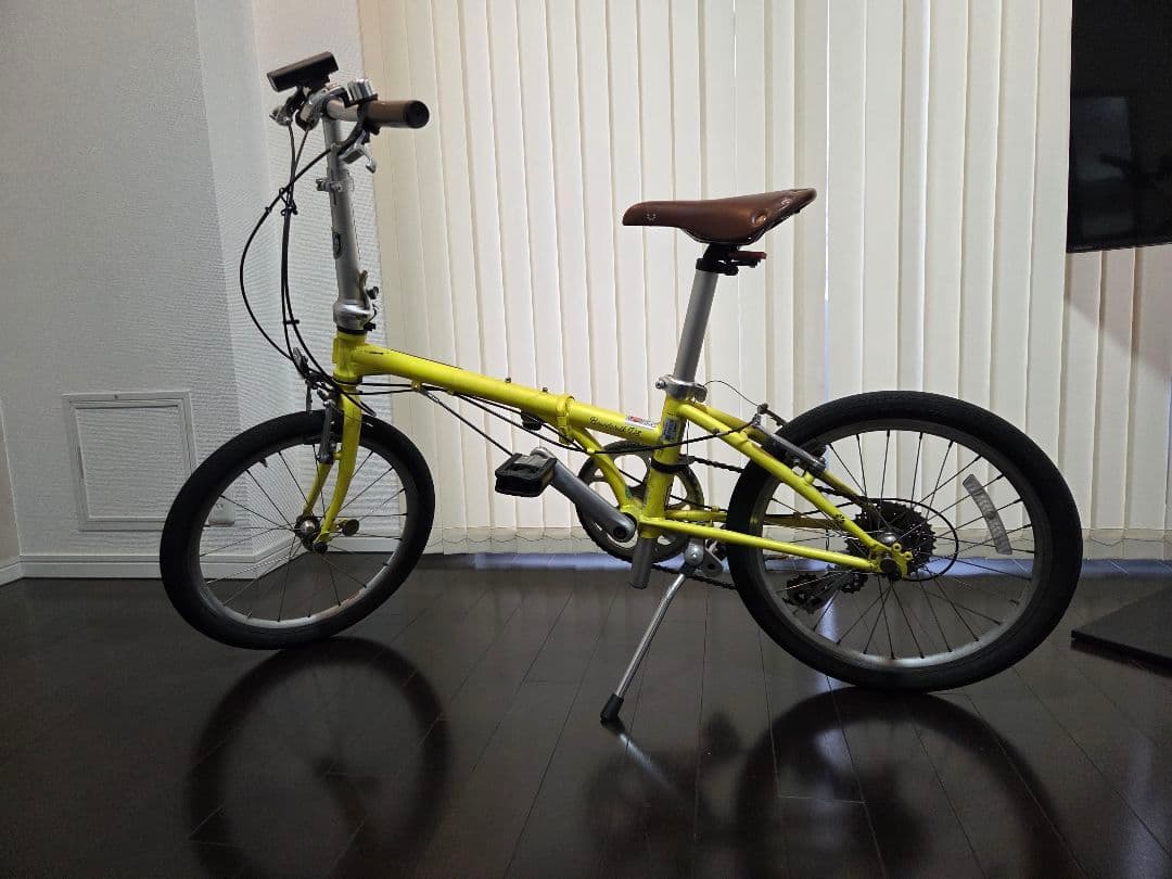 Boardwalk D8 折りたたみ自転車 イエロー