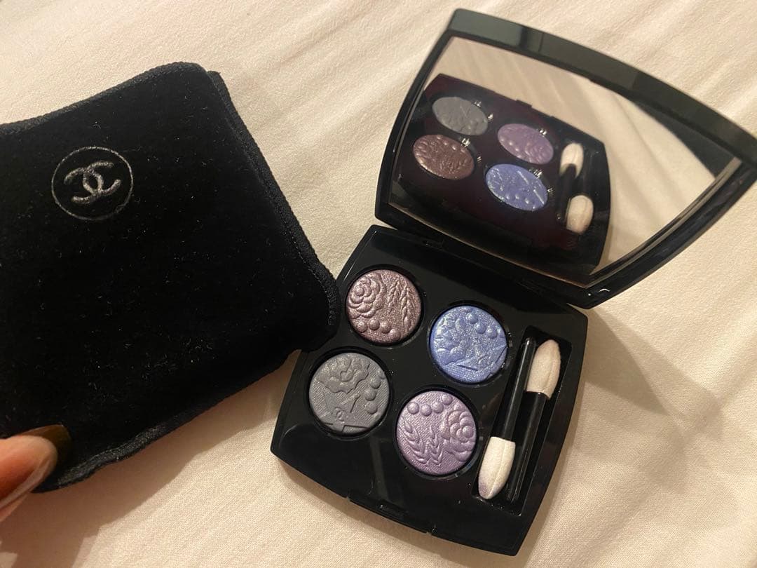 CHANEL レ キャトル オンブル 397 ニュイ アストラル