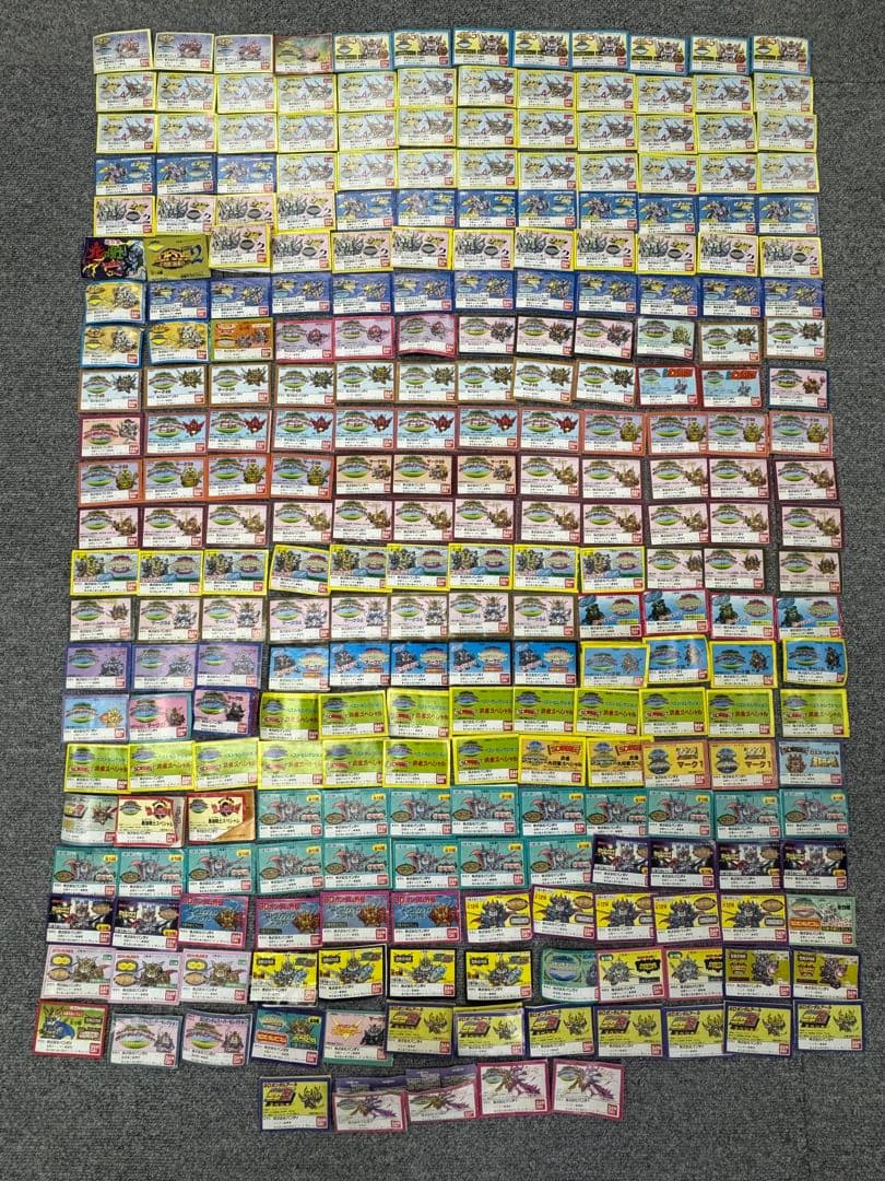 大量 SDガンダム ガン消し　ミニブック 約270枚セット