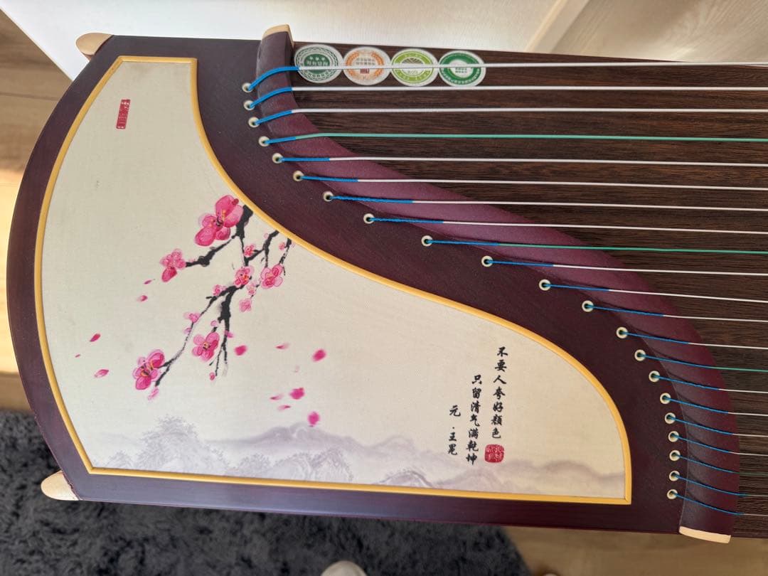 中国伝統的な楽器 古筝 21弦　長さ160cm高さ8cm