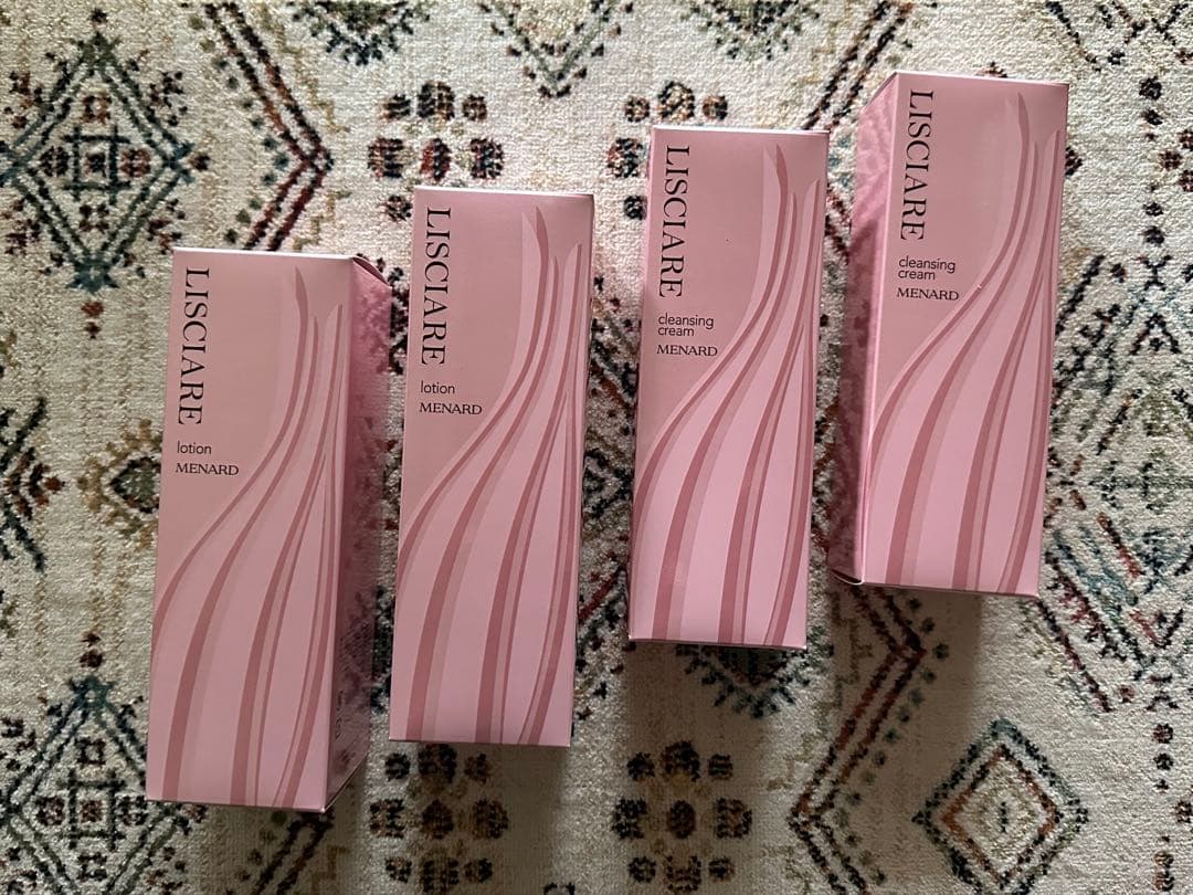 メナードリシアルローションとクレンジング4本セット