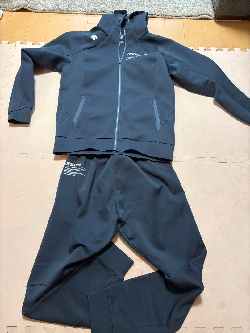 大谷翔平着　DESCENTE ジャージ上下セット O ブラック 楽天市場】大谷翔平着用モデル デサント DESCENTE Move Sport S.F.TECH