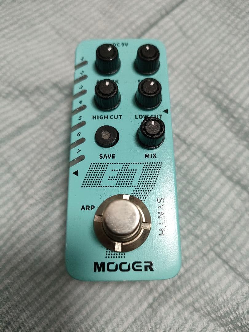 MOOER E7 ポリフォニック ギターシンセサイザー エフェクター Mooer E7