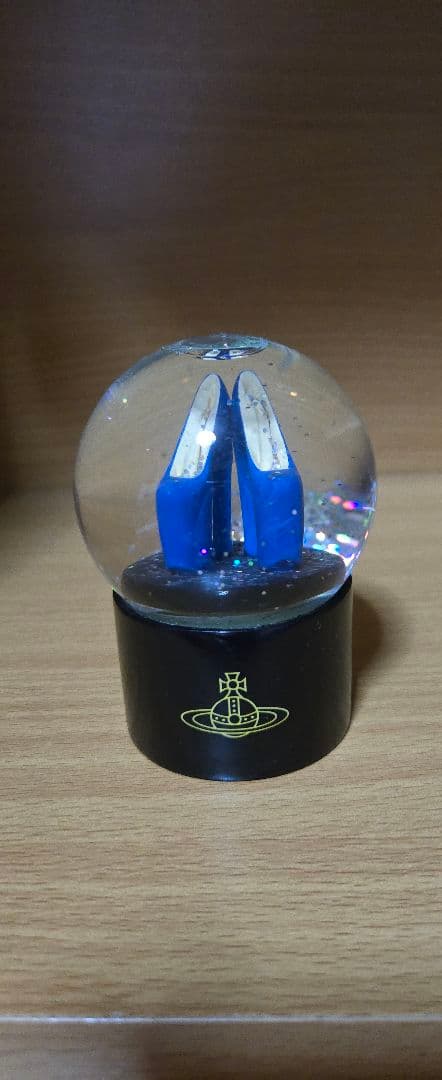 Vivienne Westwood スノードーム 青 Vivienne Westwood（置物）のフリマアイテム一覧