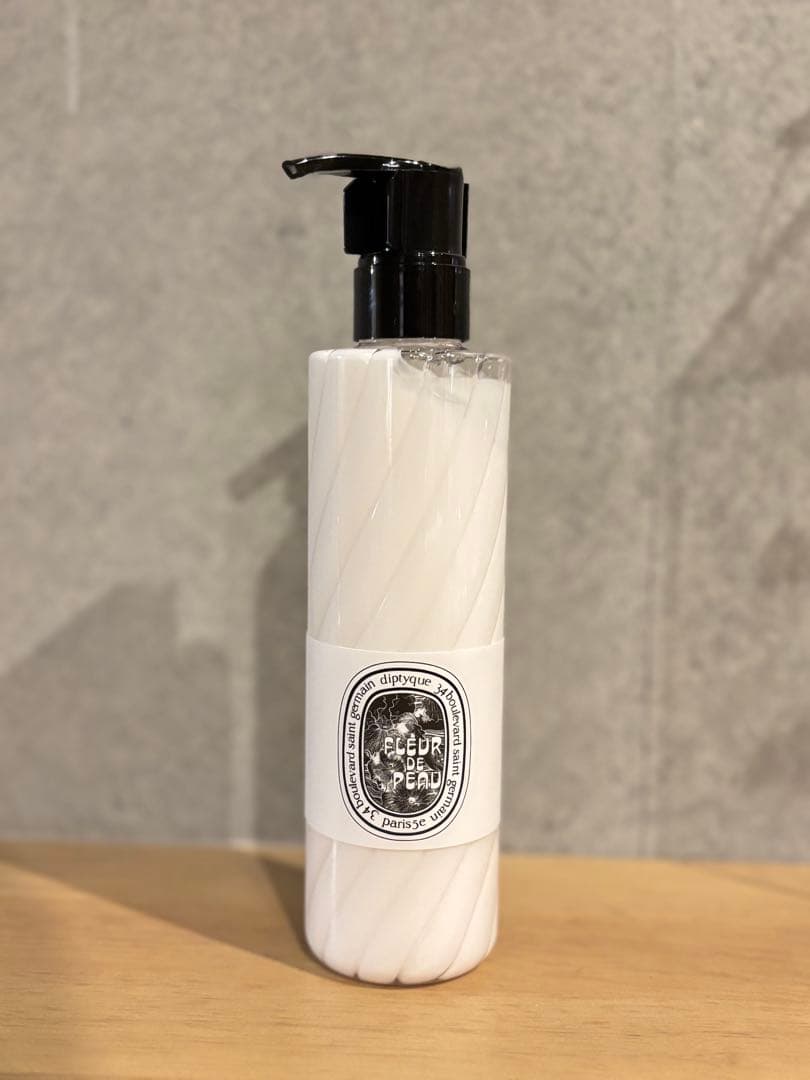 diptyque FLEUR DE PEAU ボディローション