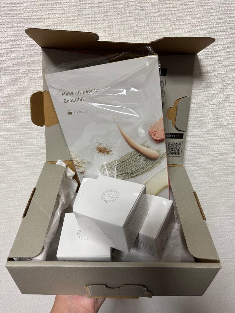 Eclat Chérie フェイスクリーム 4個セット