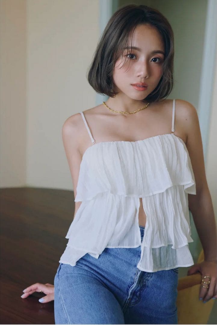 新品未使用タグ付き collab パッドinフリル 2wayキャミソール