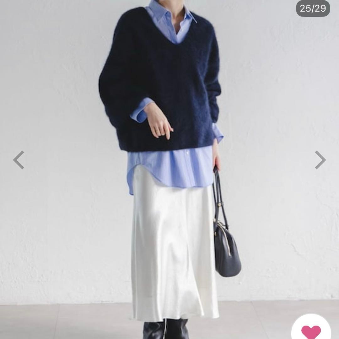 ネイビー Vネック ボリュームスリーブ ファーニット2WAYパフスリーブ