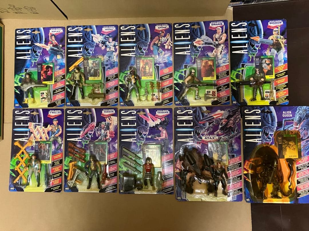 ケナー　エイリアン　UK版　海兵隊　フィギュア　9体セット　+エイリアンクイーン