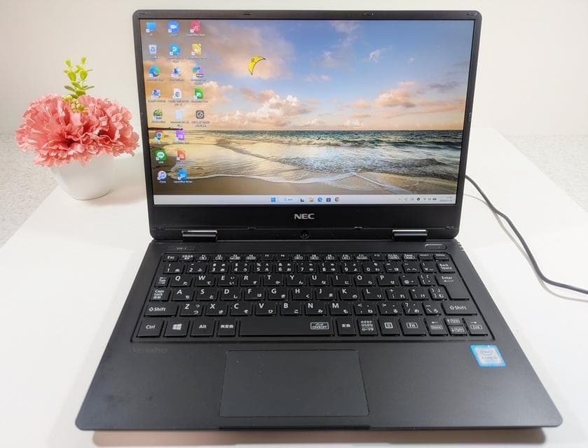 【美品】バッテリー良好✨i5✨高速256GB✨すぐ使える✨小型ノートパソコン