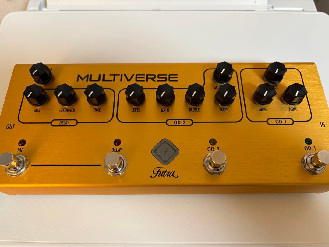 MULTIVERSE ギターエフェクター（ACアダプター付属）