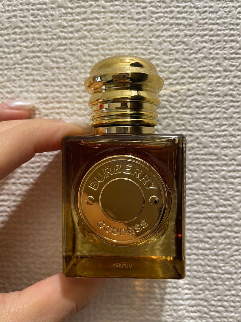 Burberry Goddess 30ml パルファム