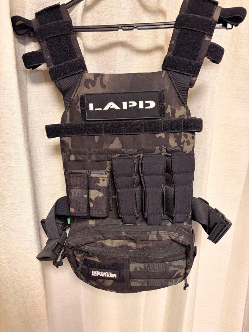 キャリアベスト　マルチカムブラック