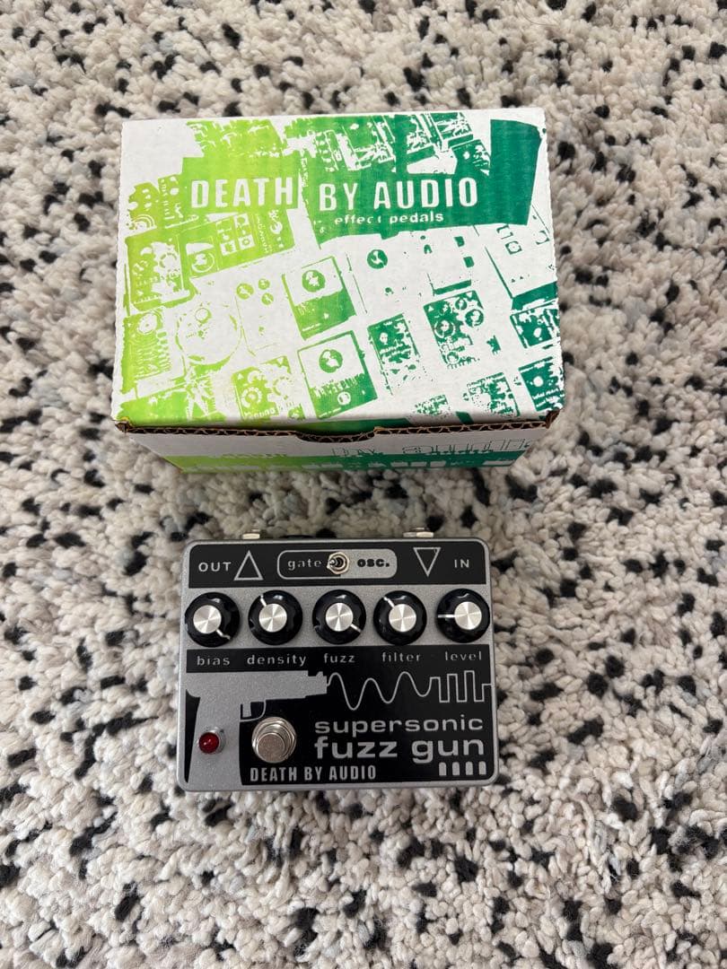 ギター DEATH BY AUDIO supersonic fuzz gun Death by Audio Supersonic Fuzz Gun - カオスティックなノイズ