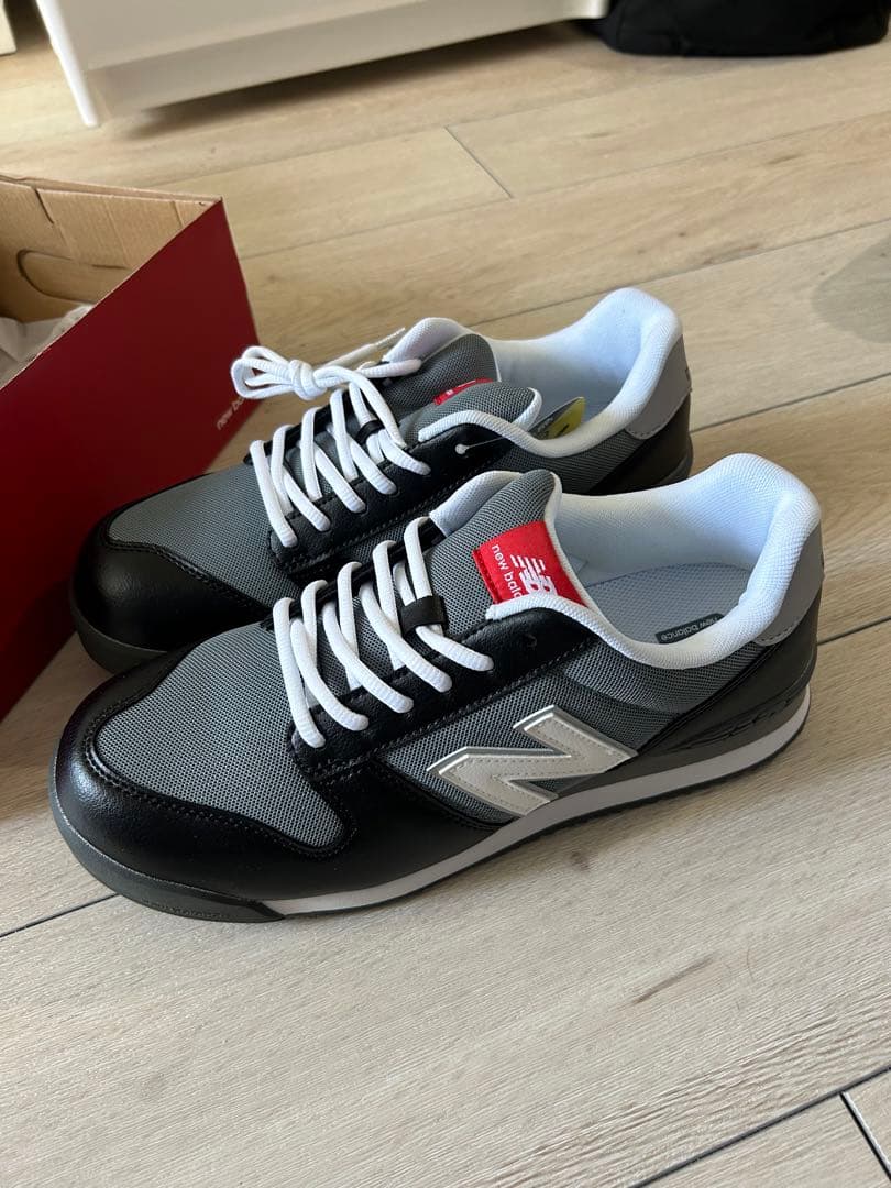 ニューバランスNew Balance 安全靴　ブラック/グレー 26.0cm