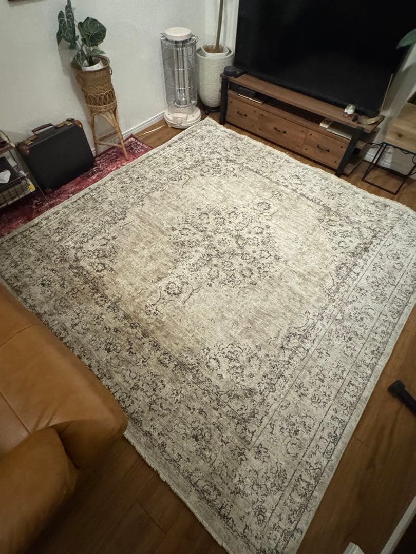 ヴィンテージ風　ラグ　絨毯　カーペット エジプト産