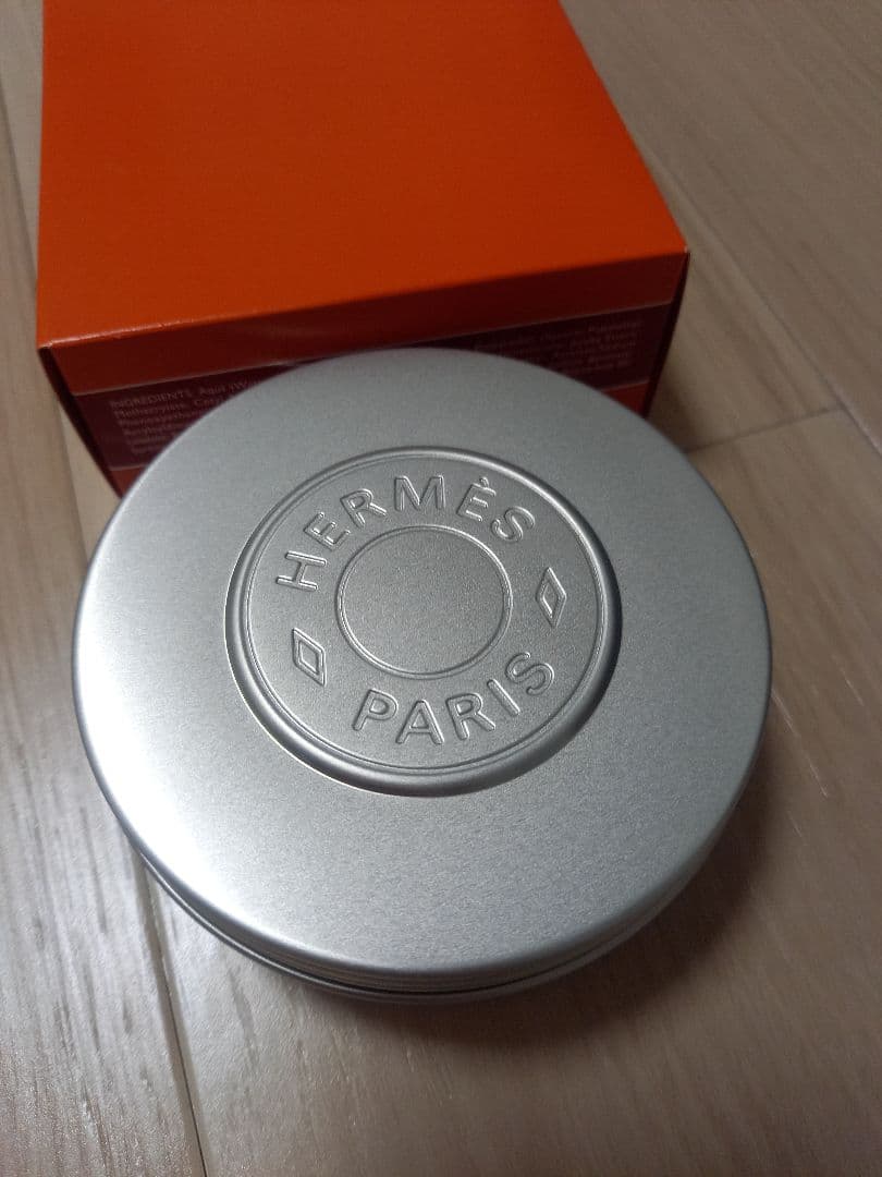 HERMÈS ボディクリーム 円形缶 エルメス ヴォヤージュ ドゥ エルメス モイスチャライジング バーム