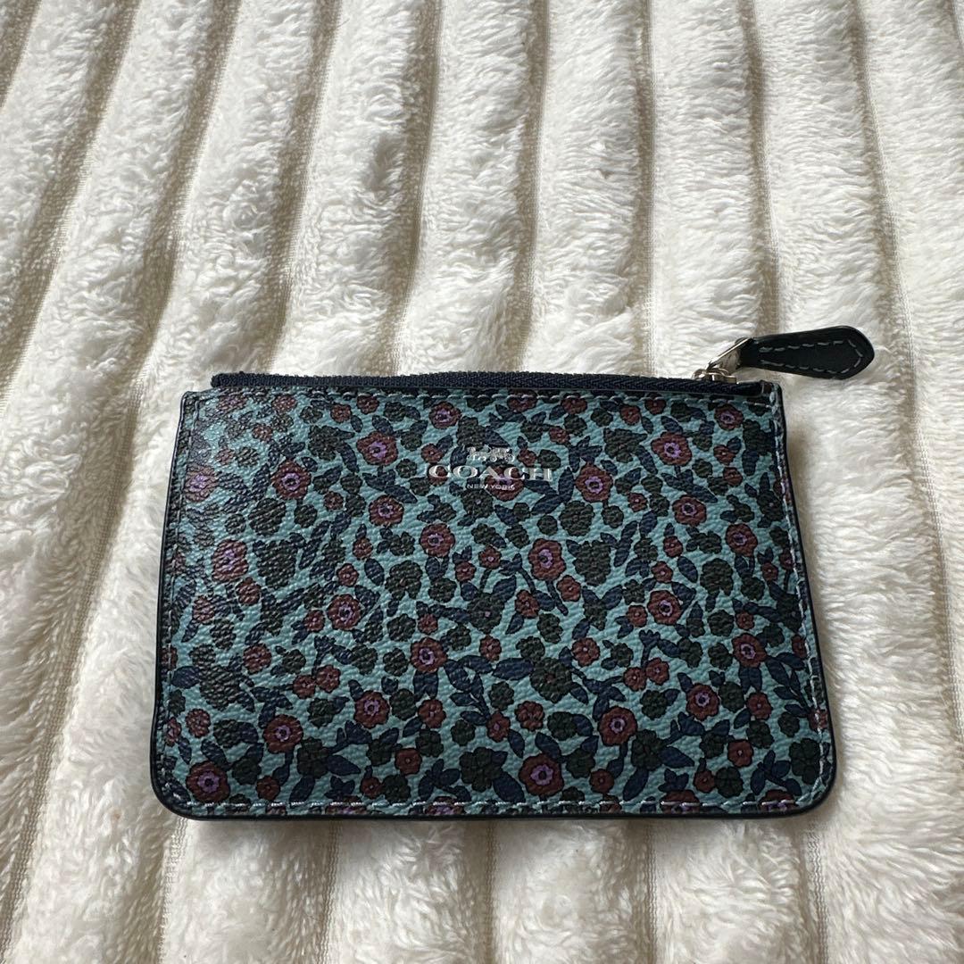 COACH フラワーパターン ハンドバッグとパスケース