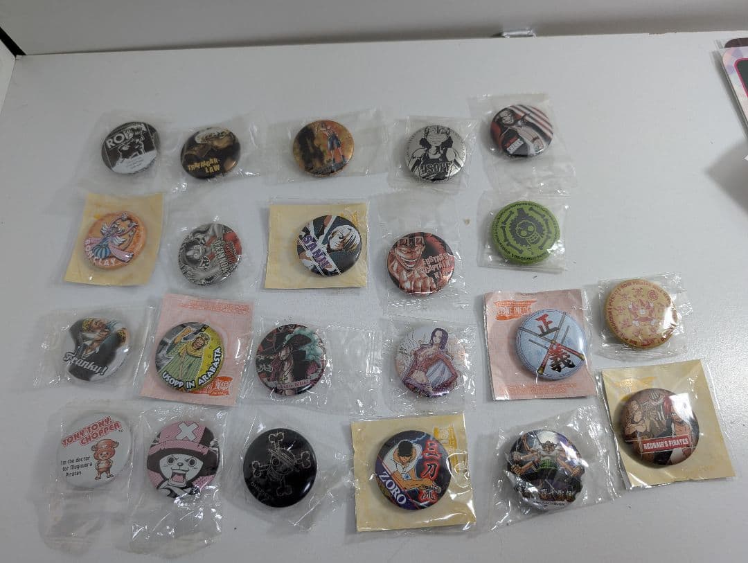 激レア　未開封　ワンピース　初期　缶バッジ　まとめ売り