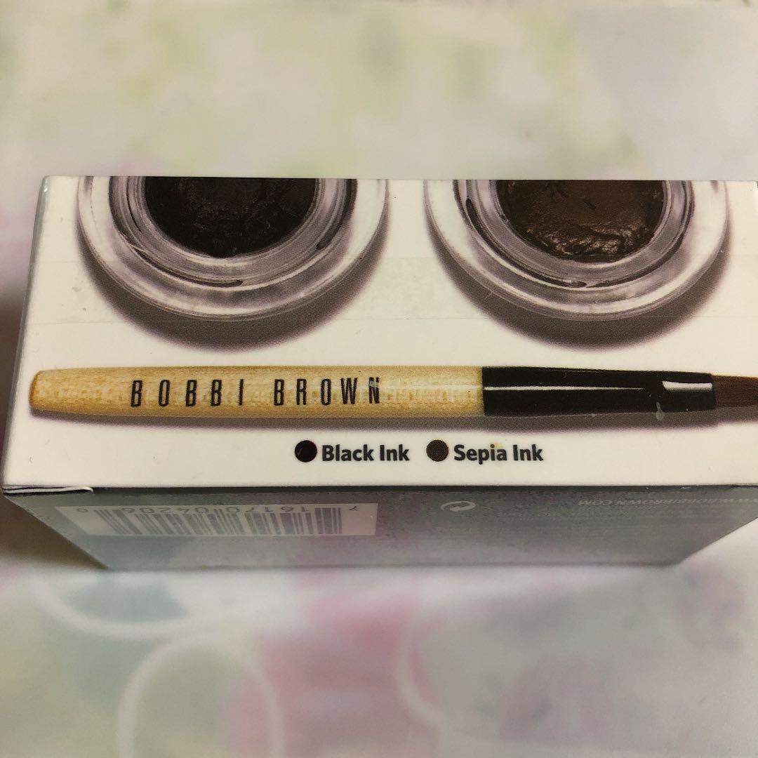 BOBBI BROWN 　Long-Wear Gel Eyeliner Set Amazon.com: Bobbi Brown Long-Wear Gel Eyeliner | Precise Smudge