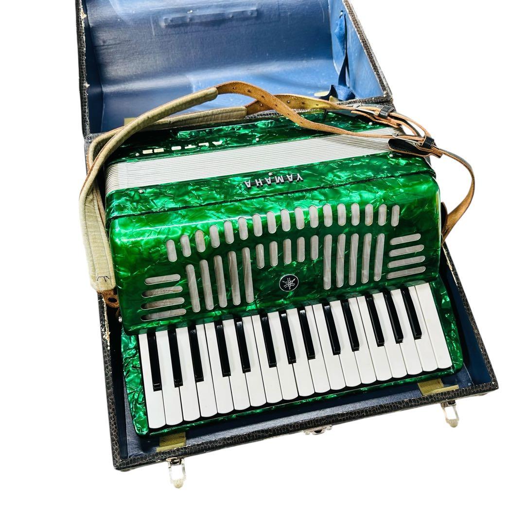 YAMAHA アコーディオン　ALTO32