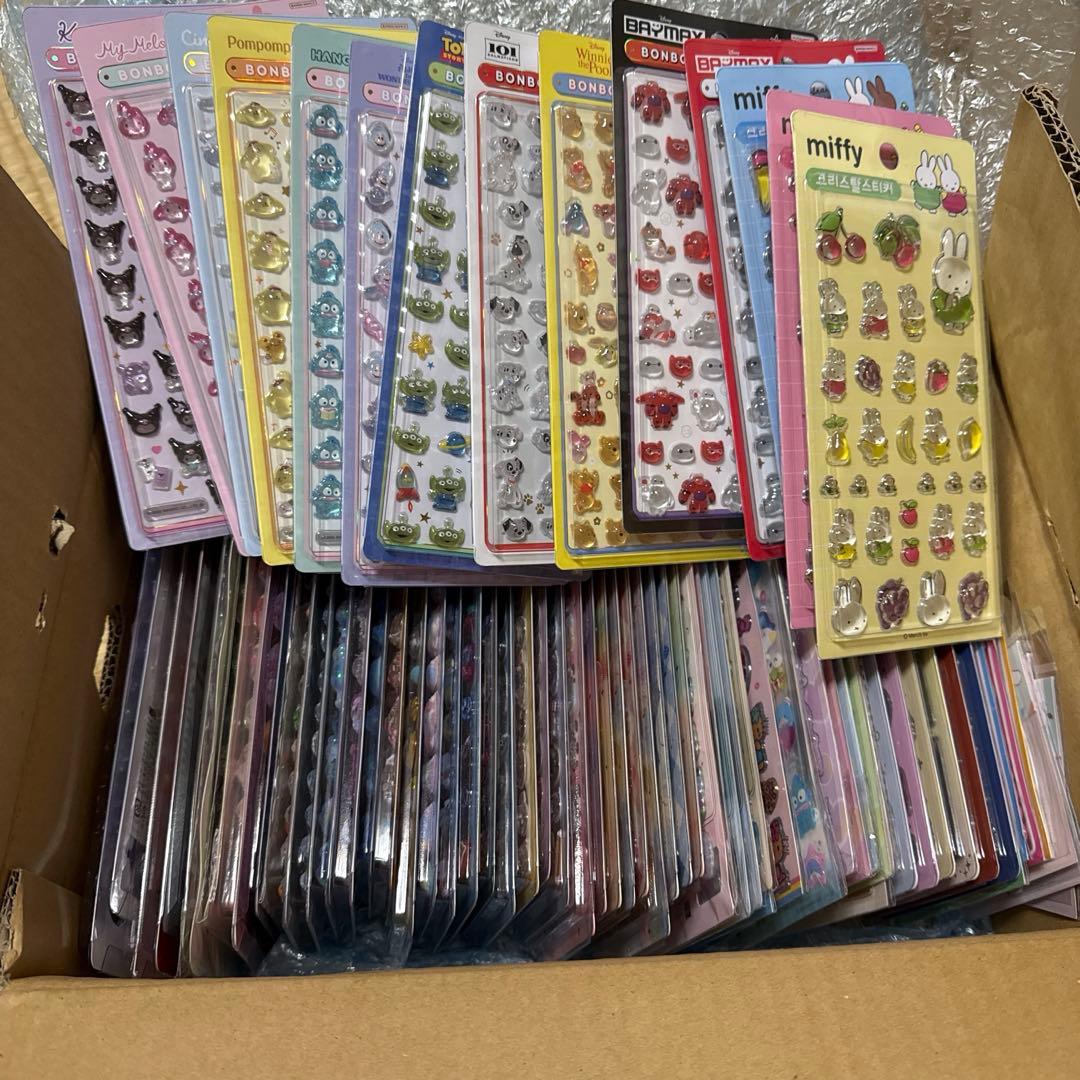 ボンボンドロップシール うるちゅる　キャラクターシール