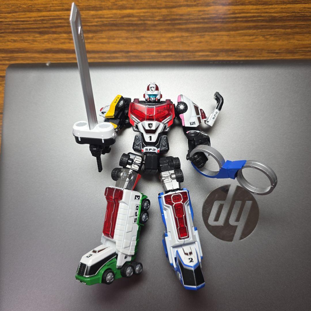 S.P.D.ロボット フィギュア
