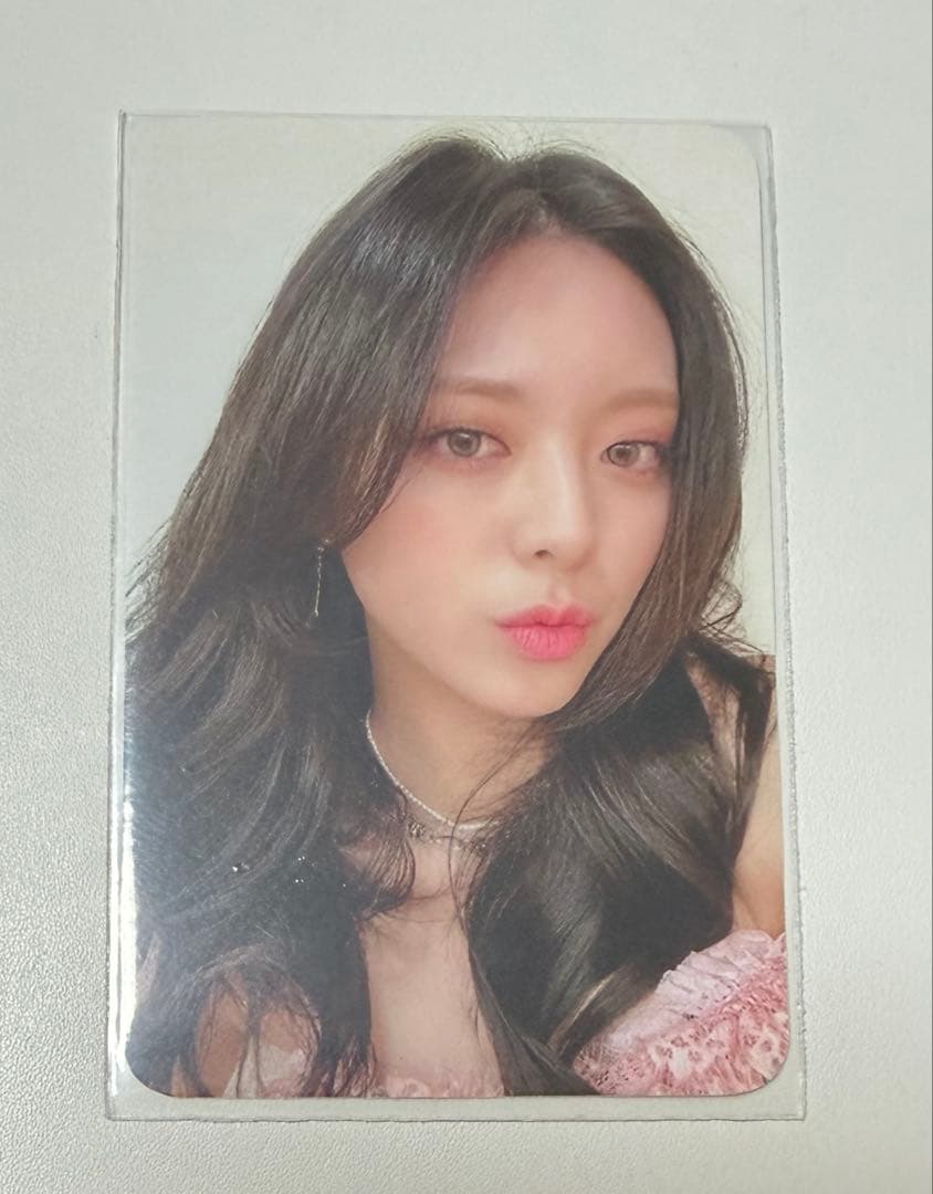 ITZY ユナ トレカ loco crazy in love ラキドロ ITZY ユナ トレカ loco crazy in love ラキドロ - メルカリ