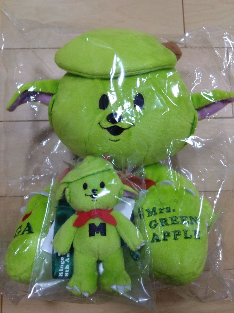 Mrs.GREEN　APPLE　メメル キーホルダー ぬいぐるみ