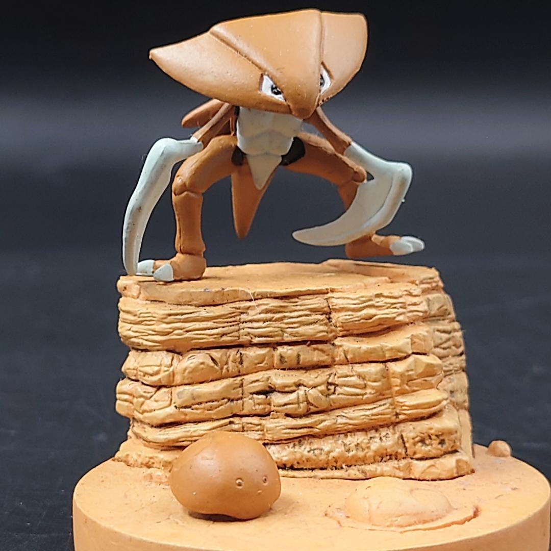 トミー 立体ポケモン図鑑 カブト カブトプス フィギュア