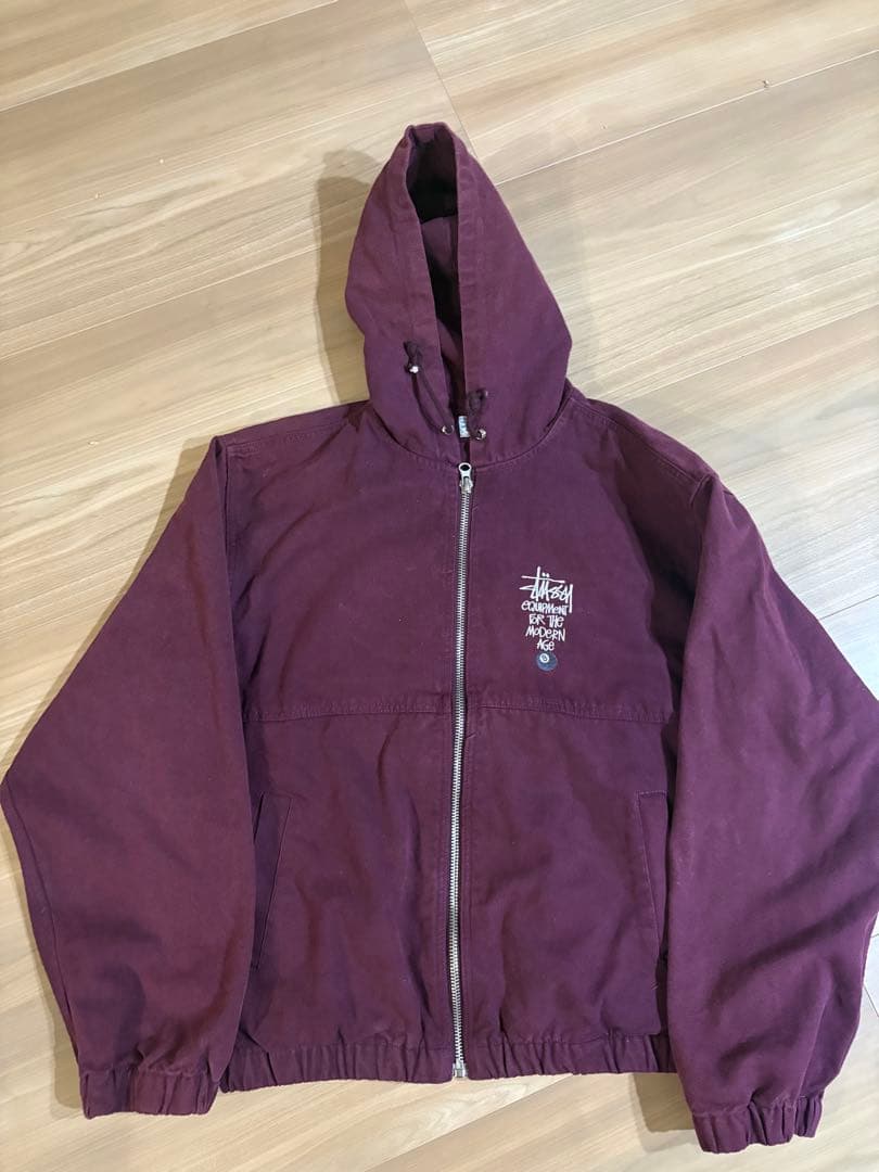 Stüssy フード付けジップパーカー