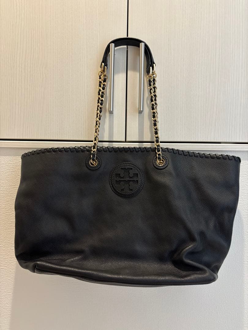 本日限定値下げ中です‼︎ 美品　トリーバーチ　レザーチェーンバック　ブラック TORY BURCH（トリーバーチ） バッグ レザー ウィラ マット