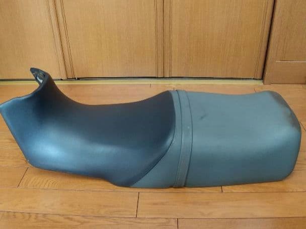 GSX250S (GJ76A) カタナ シート