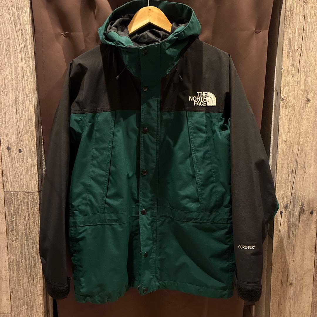 THE NORTH FACE マウンテンライトジャケット グリーン