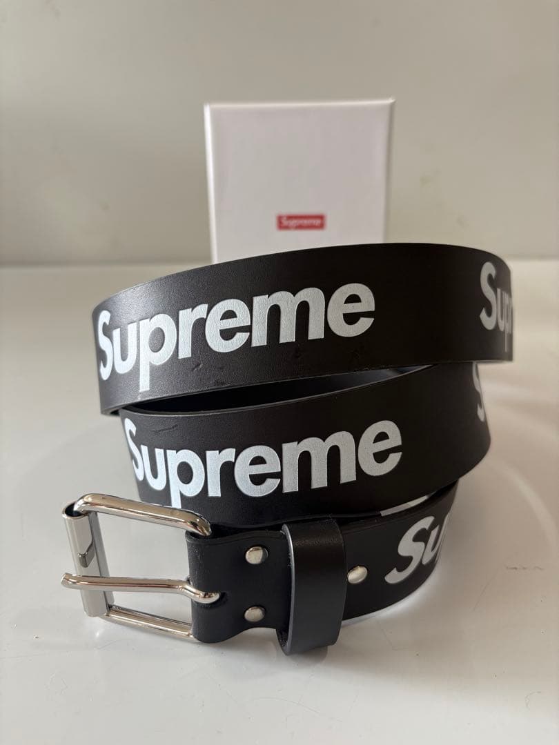 Supreme ロゴ入り 黒ベルト Supreme（シュプリーム） ベルト ブラック : カインドオルYahoo!店