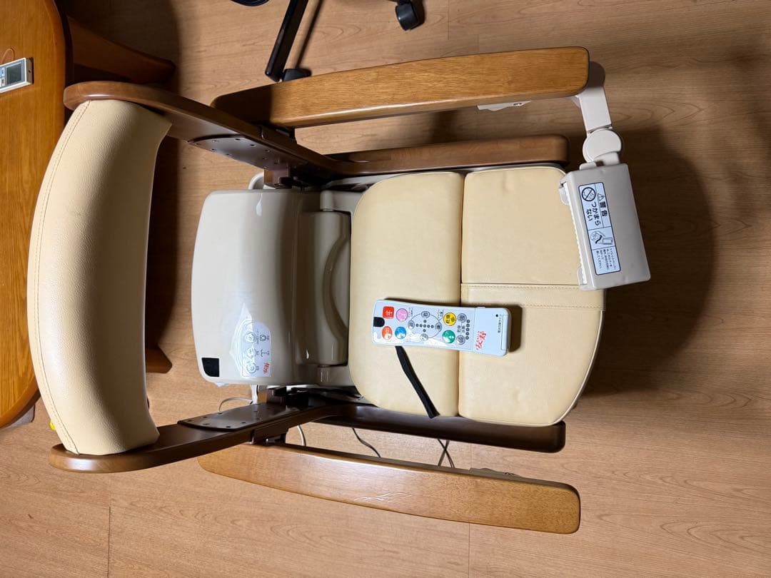 安寿 家具調トイレAR-SA1【シャワピタ】動作確認済み