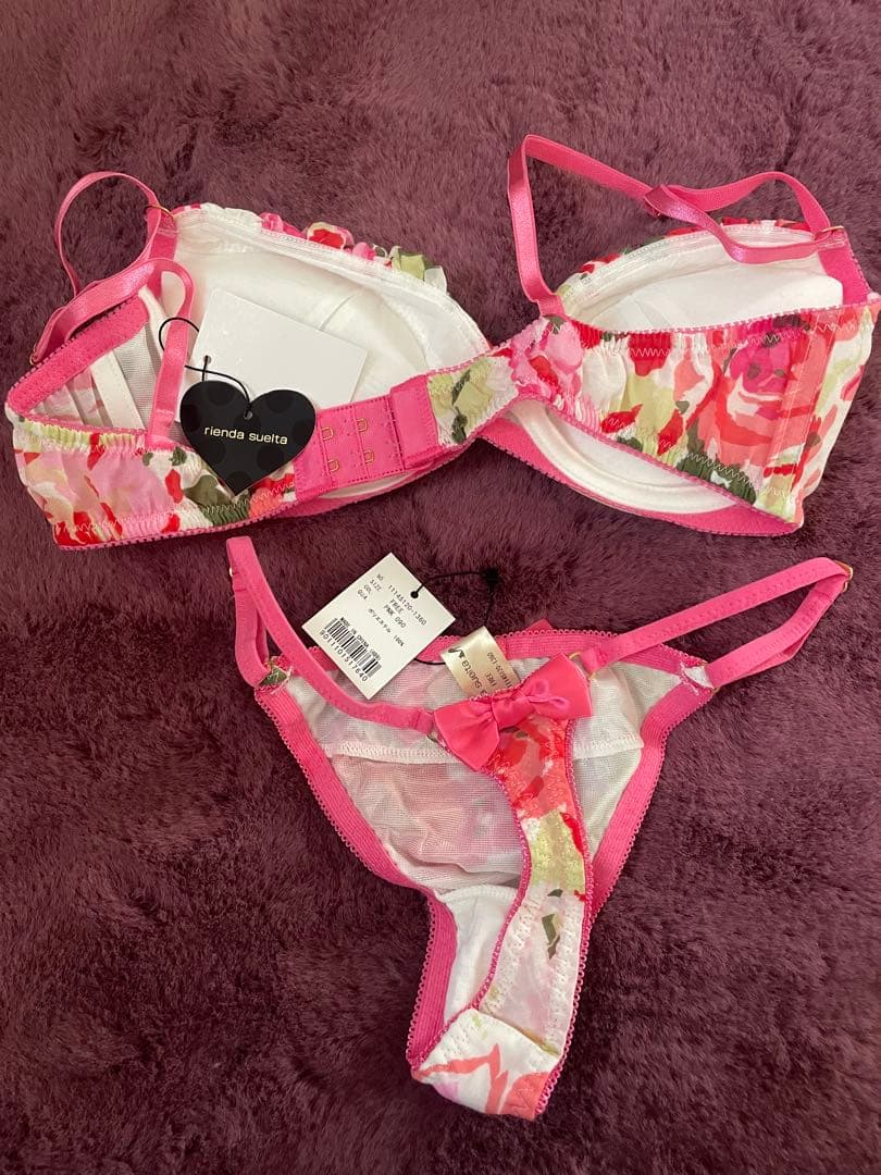 riendaリエンダ ランジェリー新品未使用上下セットC70-75Tバック