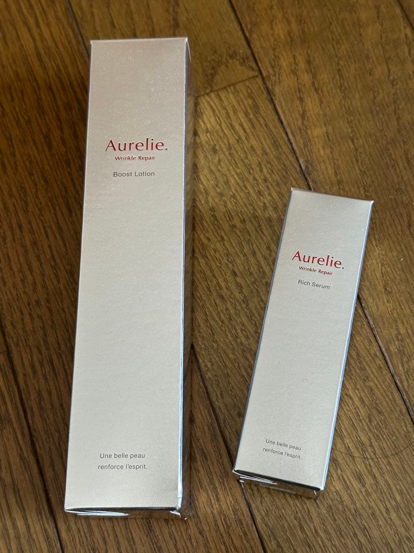 オレリーローションと美容液のセット Amazon.co.jp: Aurelie.(オレリー) 美容液＆化粧水セット : ビューティー