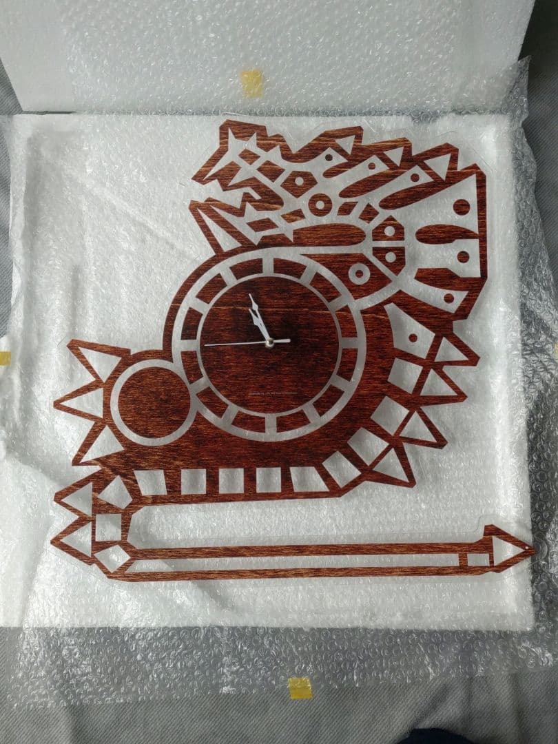 モンスターハンターフロンティア ウォールクロック Cadre カードル ウォールクロック | 掛け時計 | INTERFORM INC.ONLINE SHOP