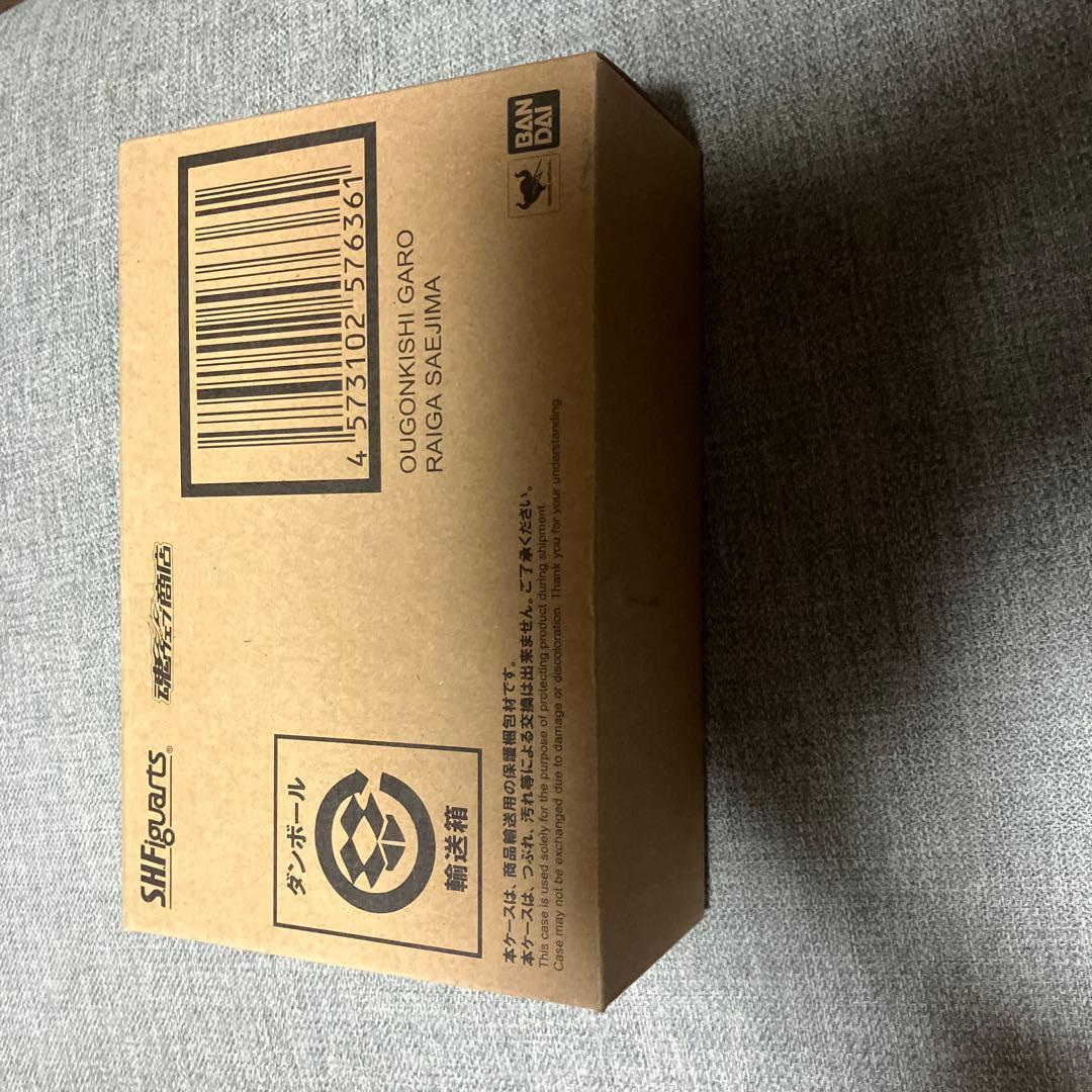 バンダイ 黄金騎士ガロ 冴島雷牙　S.H.Figuarts真骨彫製法　フィギュア