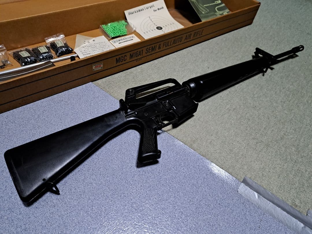 MGC M16A1 アサルトライフルモデルガン 櫢脂製ミリタリー サバゲー MGC] M16A1 ブラックライフル (未発火)の販売ページ｜エアガン.jp