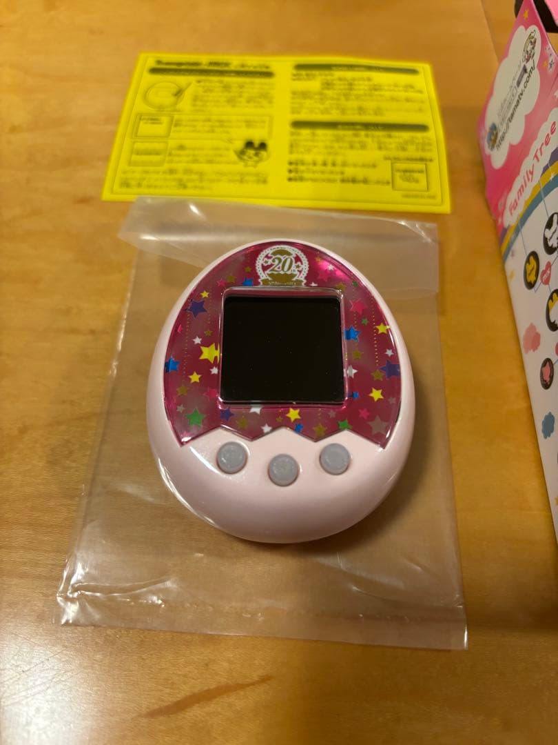 たまごっちみくす 20th Anniversary m!x ロイヤルピンク tamagotchi Tamagotchi Mikusu 20Th Anniversary M X Royal Pink Japan