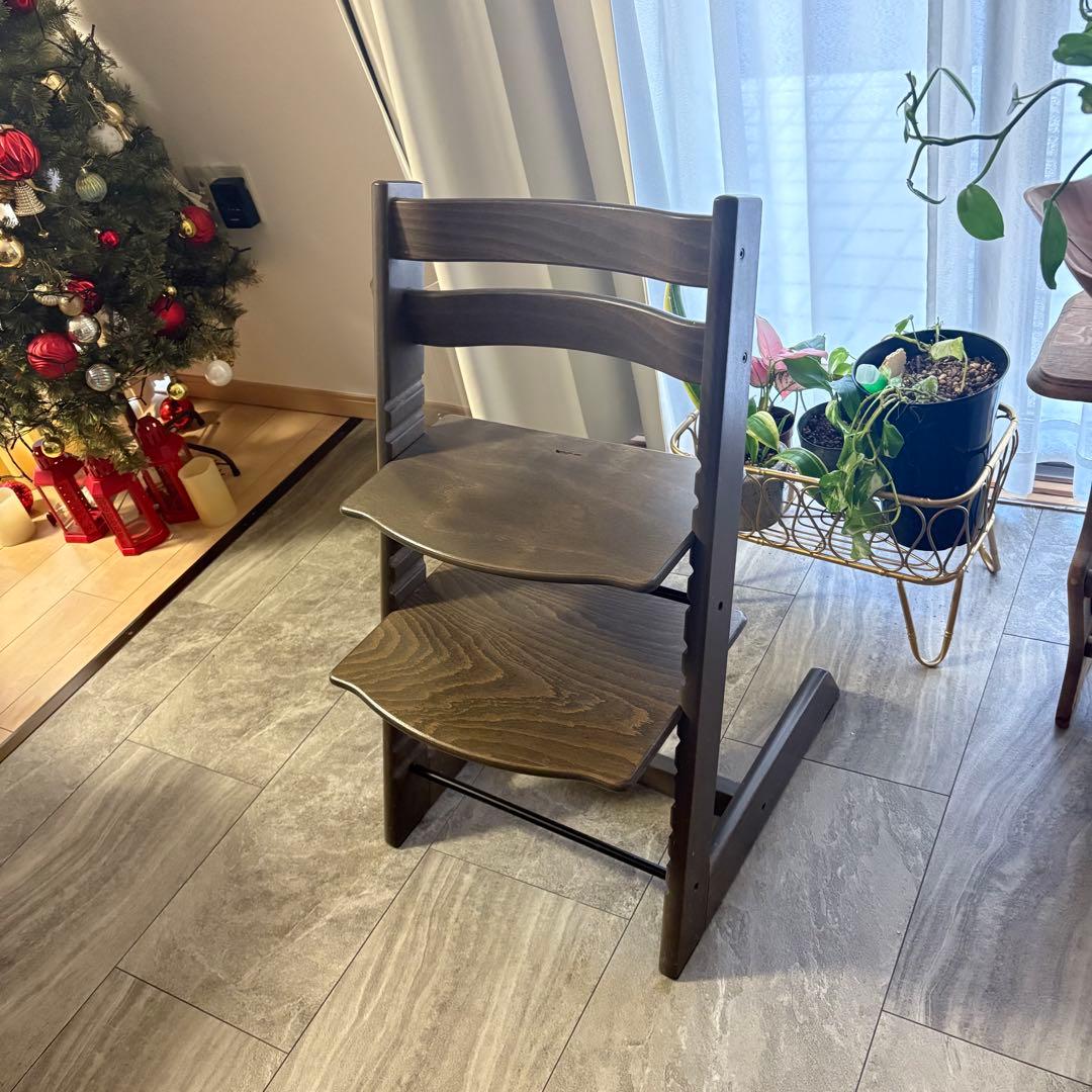 ストッケ　トリップトラップ　グレー