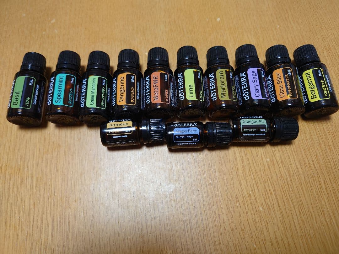 ドテラ　エッセンシャルオイルセット ドテラ エッセンシャルオイル イントロキット/スターターキット