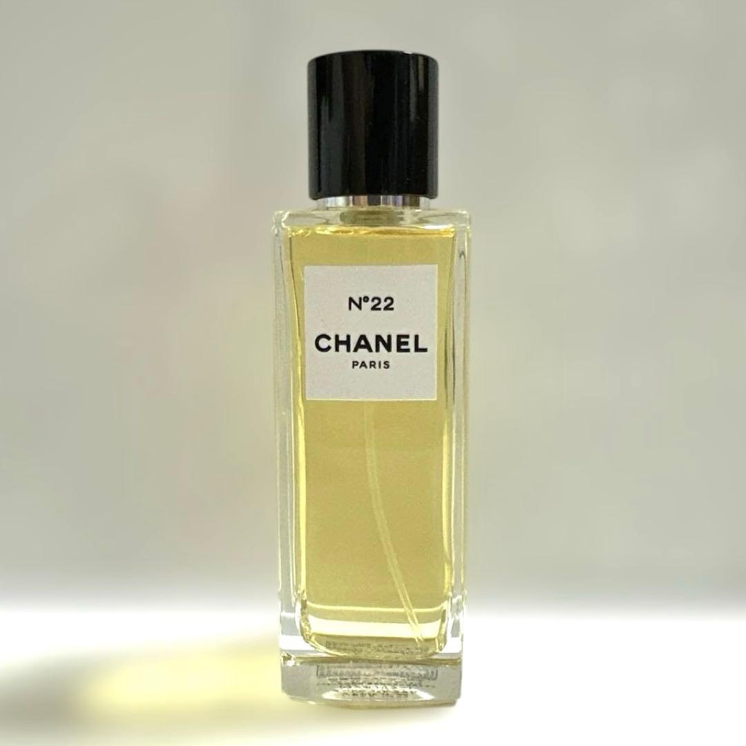 日本語表記 シャネル レ ゼクスクルジフ シャネル N°22 オードゥパルファム