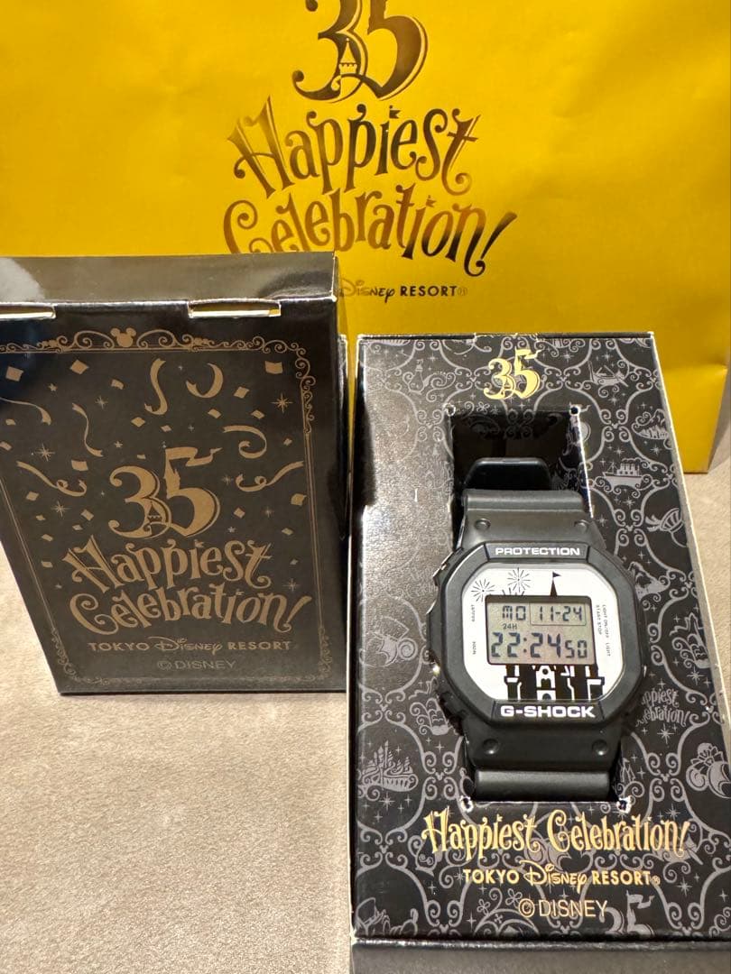 【12/1〜7限定】ディズニー35周年 G-SHOCK 限定3500本 認定証付 31UOh+FoWGL._AC_SY350_QL30_.jpg