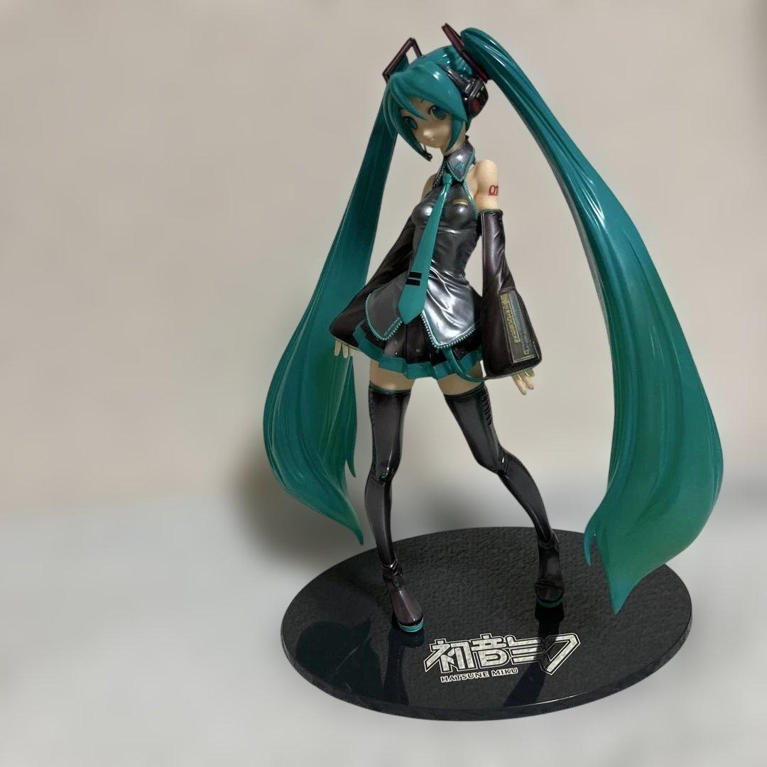 キャラクター・ボーカル・シリーズ01 初音ミク　破損あり