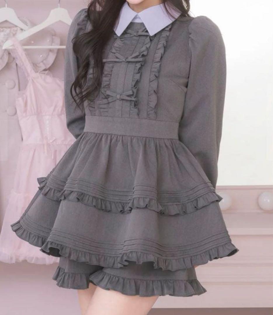 【公式完売品】pium ピウム ぴうむフリルリボン襟付きセットアップ フリルリボン襟付きセットアップ – pium