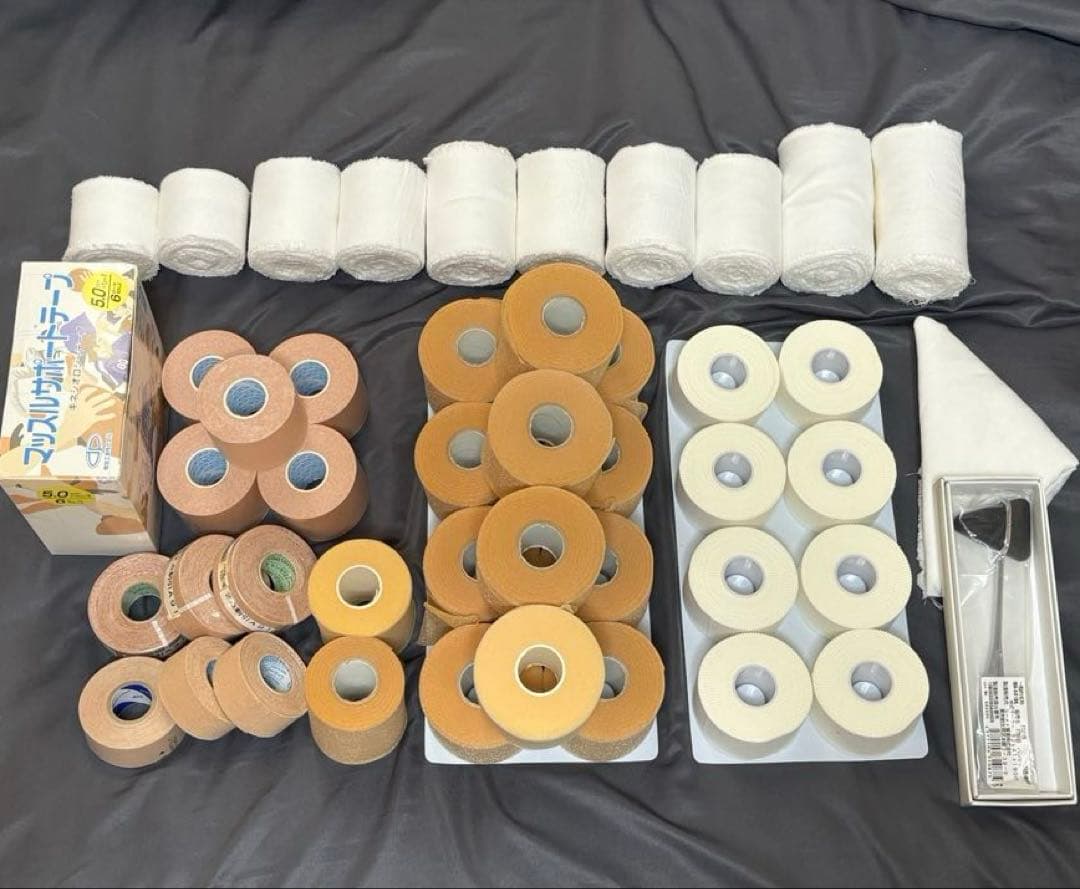 固定材料45点まとめ売り テーピング アンダーラップ 包帯 三角巾 打診器 楽天市場】アンダーラップ テーピング テープ 肌保護 伸縮性 27mx7cm 4